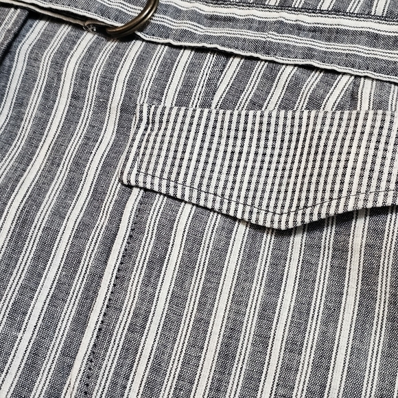 Banana Republic Light-Weight Cotton Striped Belted Blazer Blue/White. Size 12. - Picture 6 of 11